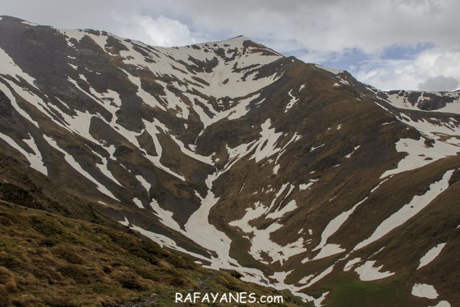 Ruta: Pic de Noufonts (2.861 m.) y Pic d’Eina (2.789 m.) (Els 100 Cims)