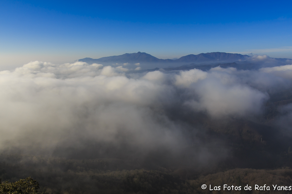 Ruta: Sant Miquel de Solterra (1.202 m) (Els 100 Cims)