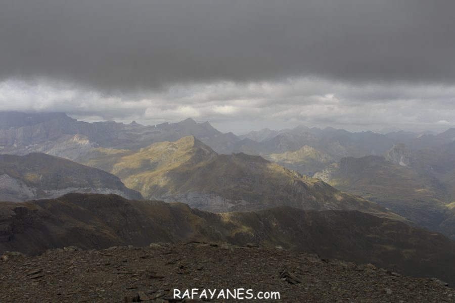 Ruta: Pic d’Estaragne (3.006 m.), Pic de Campbieil (3.173 m.) y Pic de Lentilla (3.157 m.)