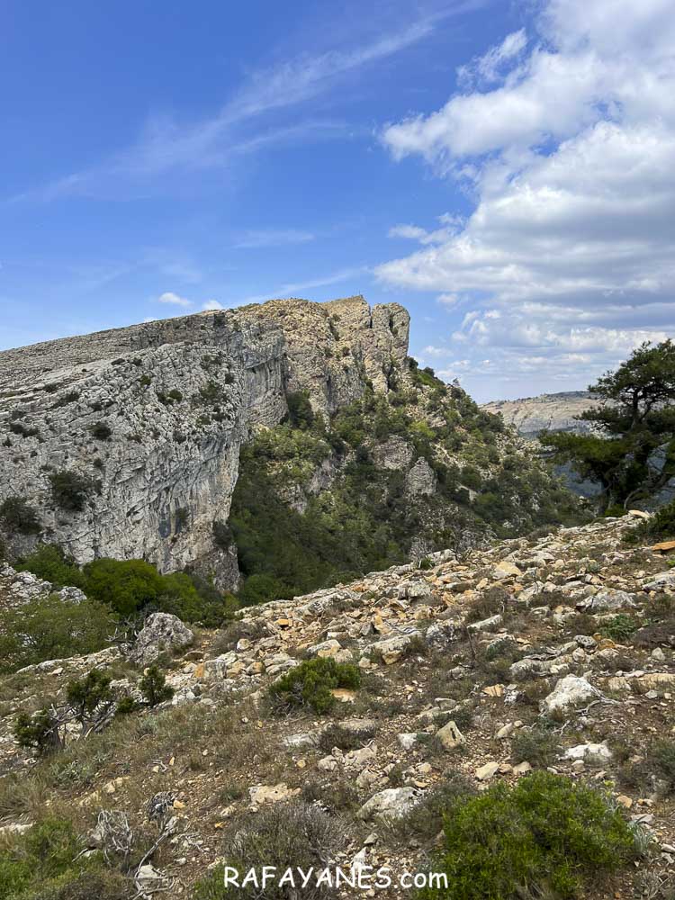 Ruta: Mola de Colldejou (922 m.), Miranda de Llabería (919 m.) y Cavall Bernat (840 m.) (Els 100 Cims)
