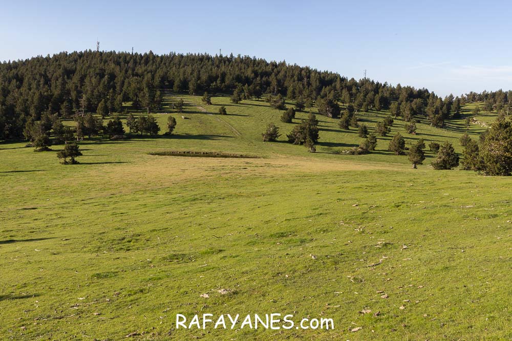 Ruta: Rasos de Baix (2058 m.) y Torre dels Enginyers (1988 m.)