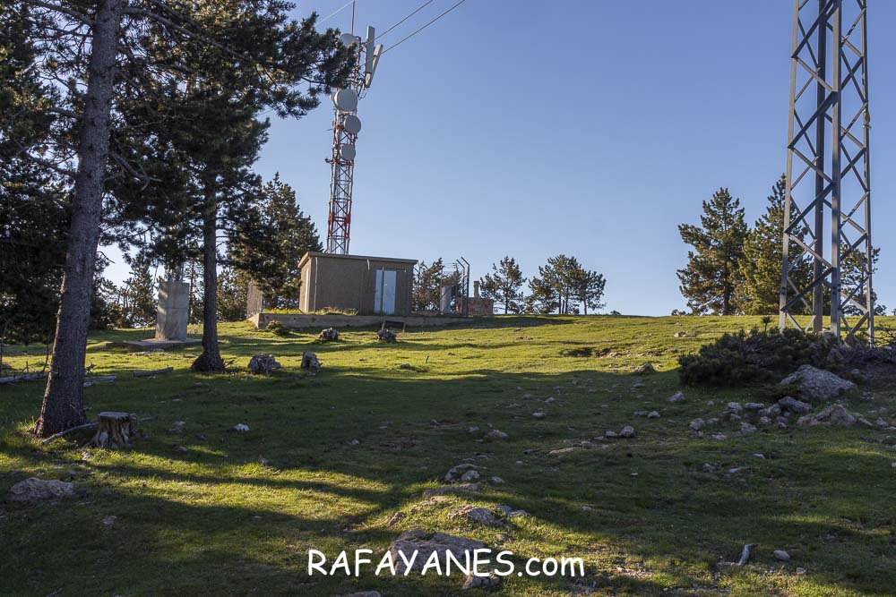 Ruta: Rasos de Baix (2058 m.) y Torre dels Enginyers (1988 m.) Ruta: Rasos de Baix (2058 m.) y Torre dels Enginyers (1988 m.)