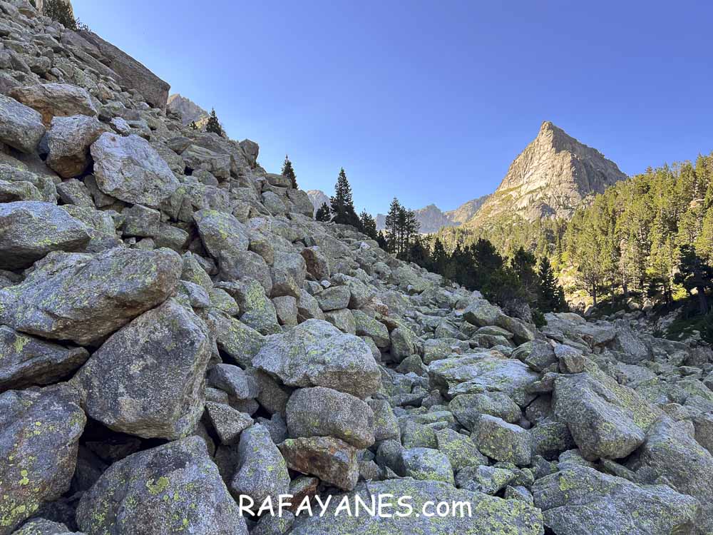 Ruta: Gran Encantat (2749 m.) (Els 100 Cims) Ruta: Gran Encantat (2749 m.) (Els 100 Cims)