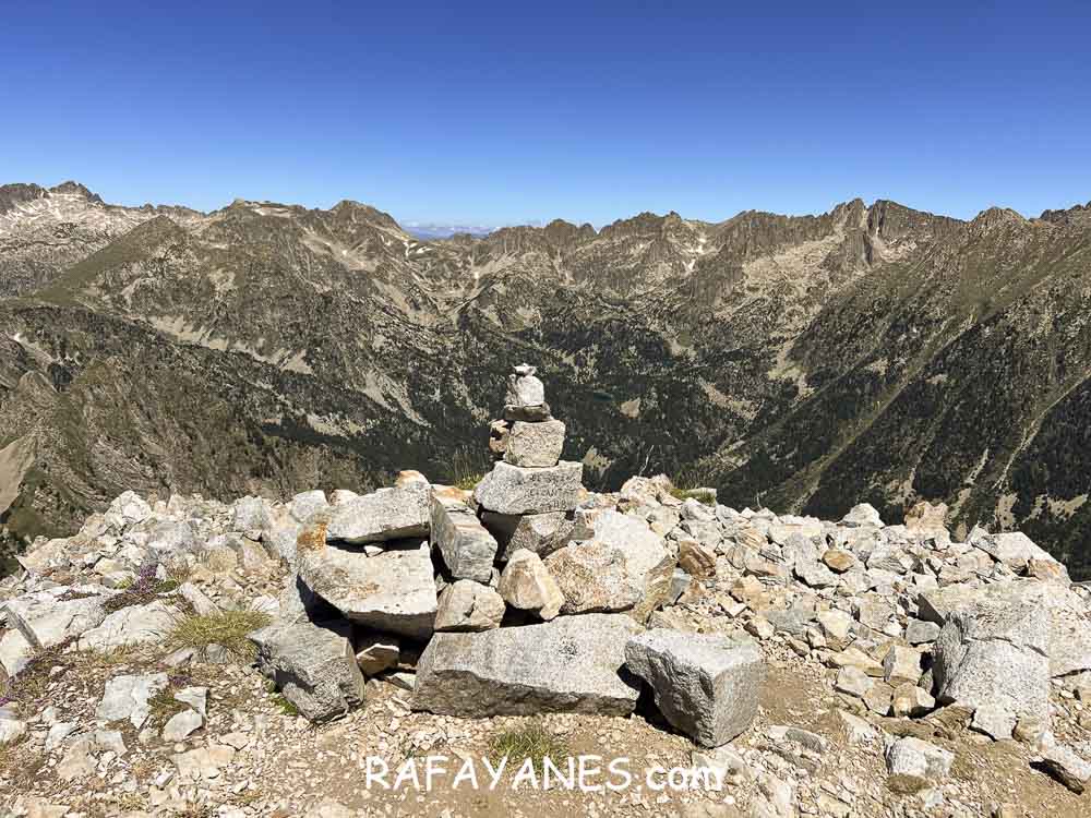 Ruta: Gran Encantat (2749 m.) (Els 100 Cims) Ruta: Gran Encantat (2749 m.) (Els 100 Cims)